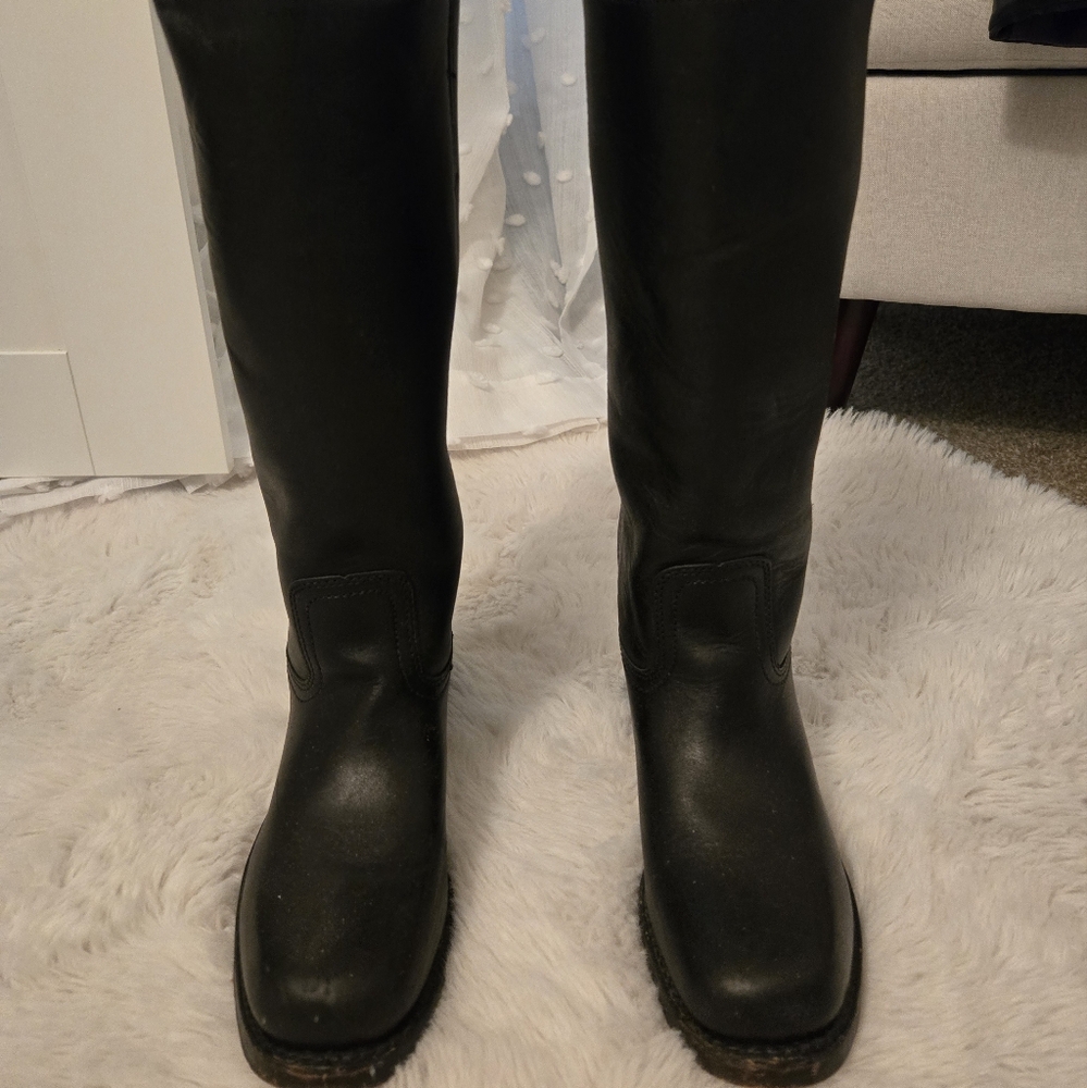 Frye riding boots, black, size 8